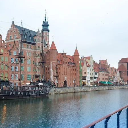 Swietojanska Daire *