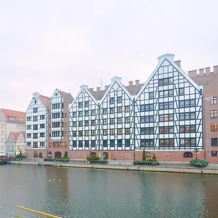 Apartament świętojańska *