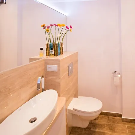 Apartment Swietojanska Danzig