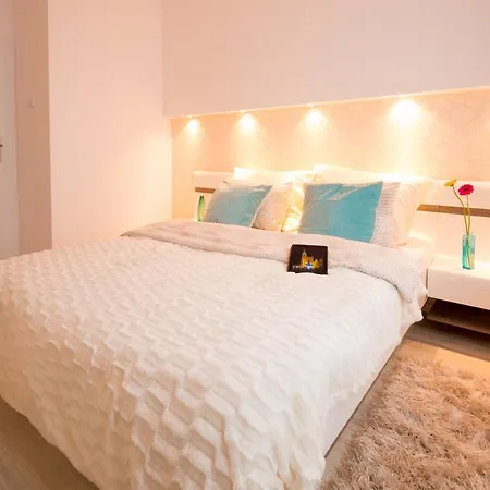 Apartment Swietojanska Danzig