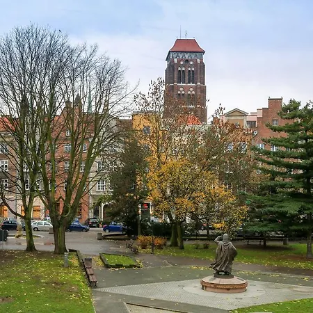 świętojańska Apartament *